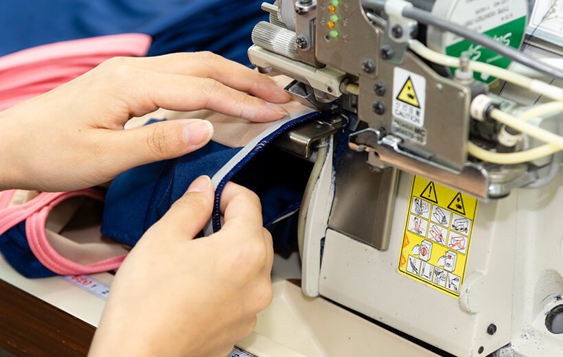 長年培われた縫製技術で正確な仕上がり